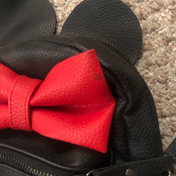 Mini Minnie Backpack - Picture 2 of 4